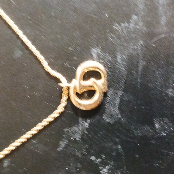 Authentic Christian Dior Gold Tone CD Initials Necklace - Picture 2 of 5